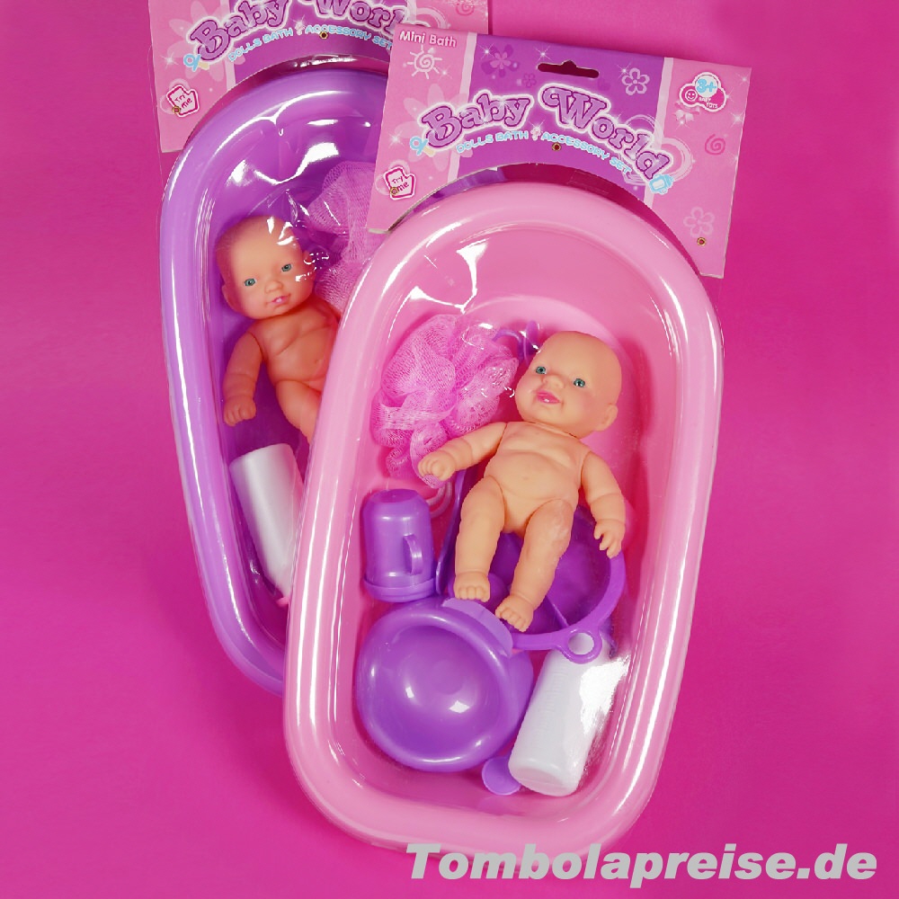 Tombolapreis Babypuppe in Badewanne